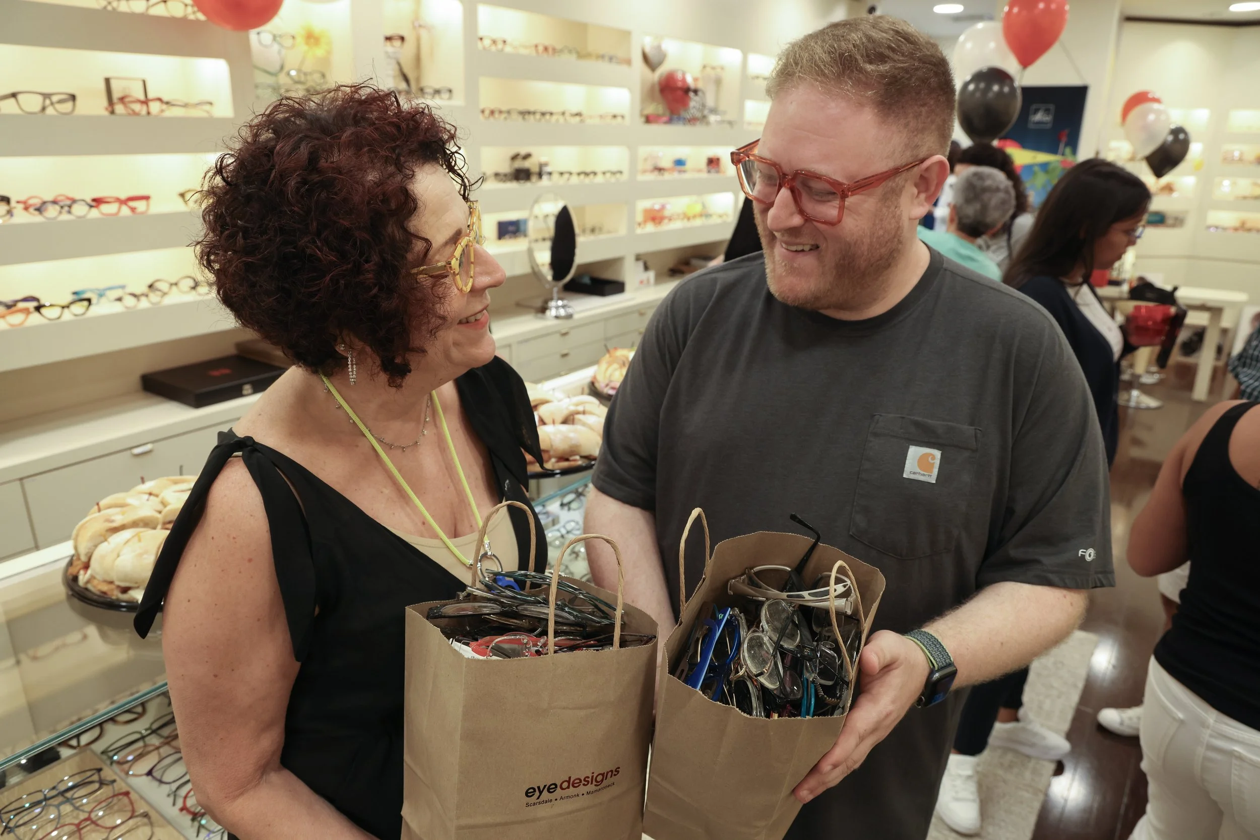 Glasses retailers sales